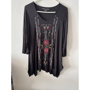 Soft Surroundings Floral Embroidered Tunic Women Medium V-Neck Black Sharkbite